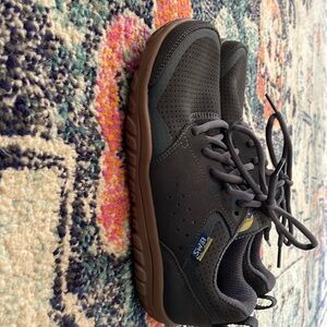 Lem’s Primal Zen. Excellent condition/like new. Mens size 8 Or women’s 9.5